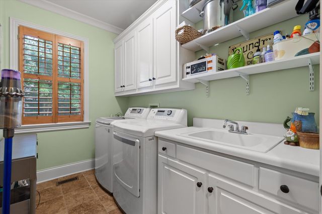 4610 Conner Creek Drive, Signal Mountain, TN 37377