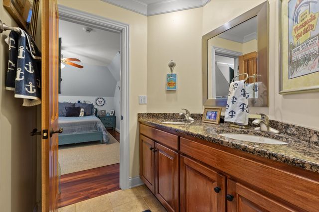 4610 Conner Creek Drive, Signal Mountain, TN 37377