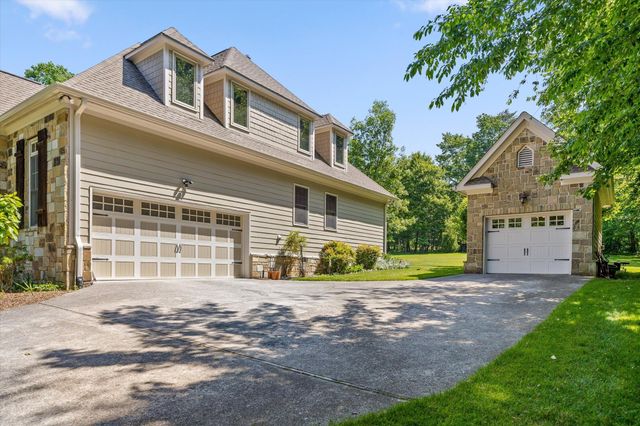 4610 Conner Creek Drive, Signal Mountain, TN 37377