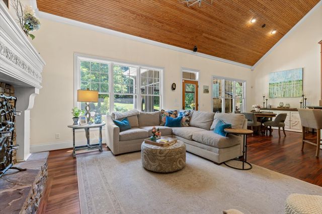 4610 Conner Creek Drive, Signal Mountain, TN 37377