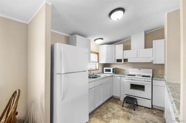 3713 Watermill Lane, Ash Township, MI 48117