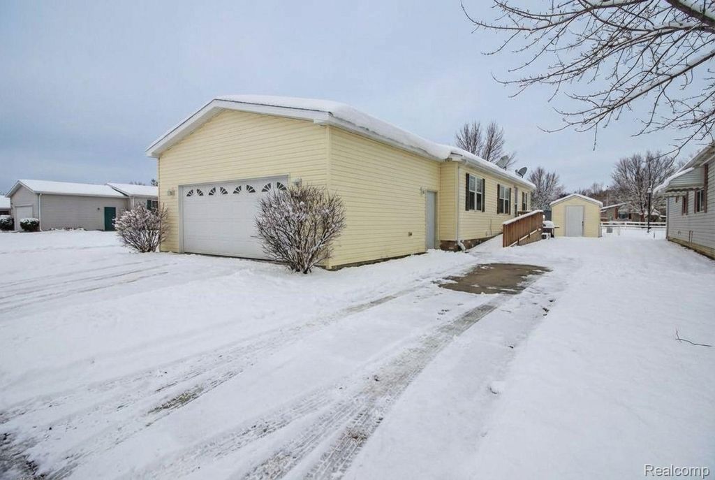 3713 Watermill Lane, Ash Township, MI 48117