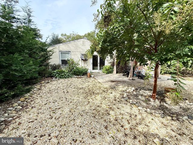 122 ZELUS ST, Tuckerton, NJ 08087