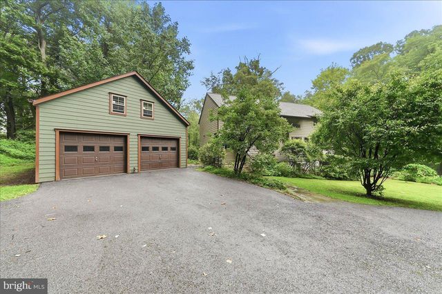 267 PENNOCKS BRIDGE RD, West Grove, PA 19390