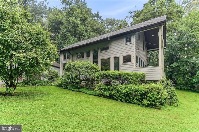 267 PENNOCKS BRIDGE RD, West Grove, PA 19390