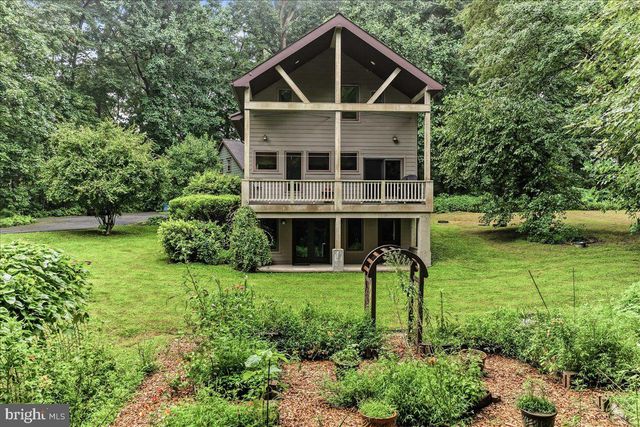 267 PENNOCKS BRIDGE RD, West Grove, PA 19390
