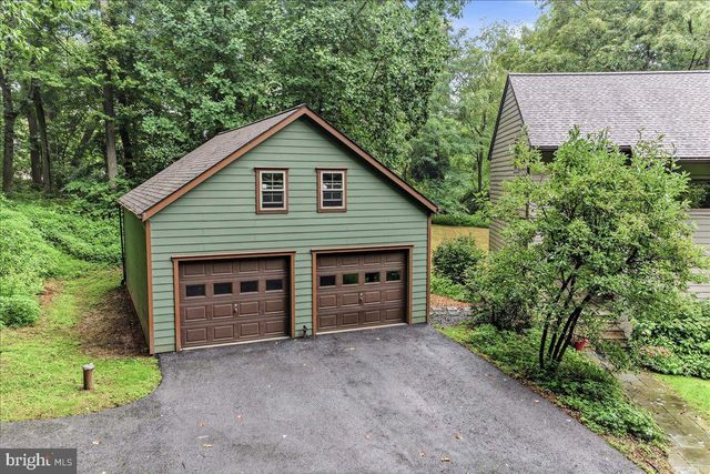 267 PENNOCKS BRIDGE RD, West Grove, PA 19390