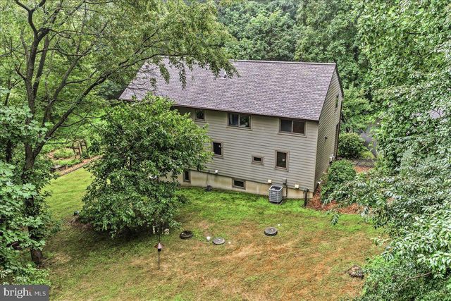 267 PENNOCKS BRIDGE RD, West Grove, PA 19390