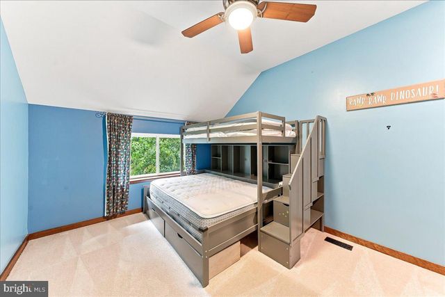 267 PENNOCKS BRIDGE RD, West Grove, PA 19390