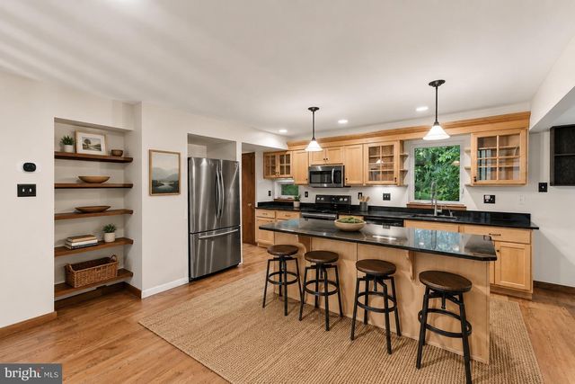 267 PENNOCKS BRIDGE RD, West Grove, PA 19390