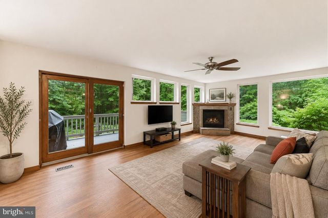 267 PENNOCKS BRIDGE RD, West Grove, PA 19390