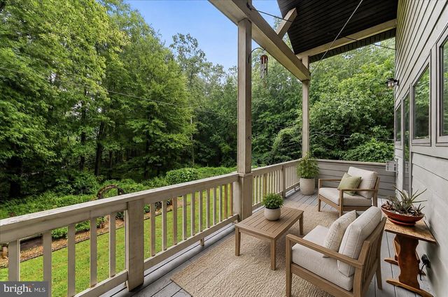267 PENNOCKS BRIDGE RD, West Grove, PA 19390
