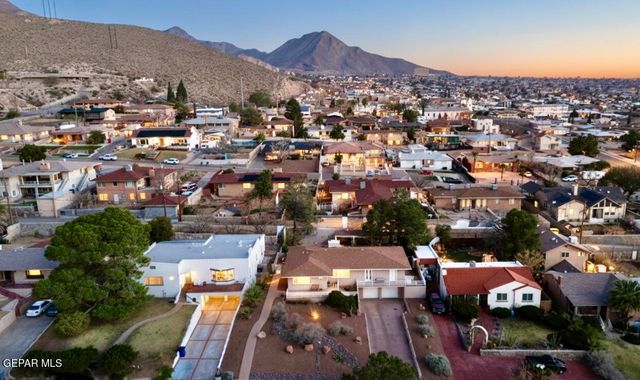 2511 SAVANNAH Avenue, El Paso, TX 79930