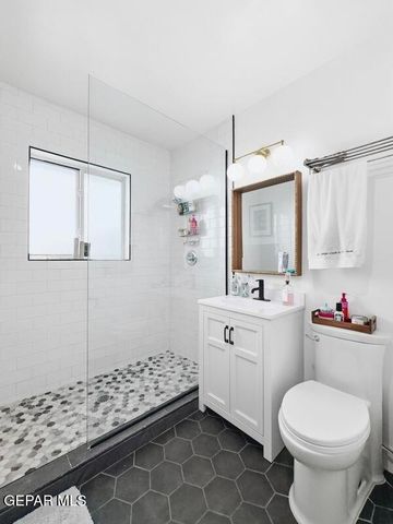 2511 SAVANNAH Avenue, El Paso, TX 79930