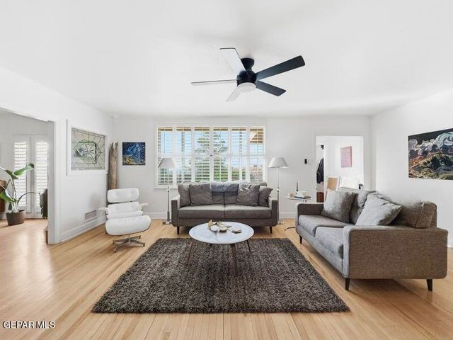 2511 SAVANNAH Avenue, El Paso, TX 79930