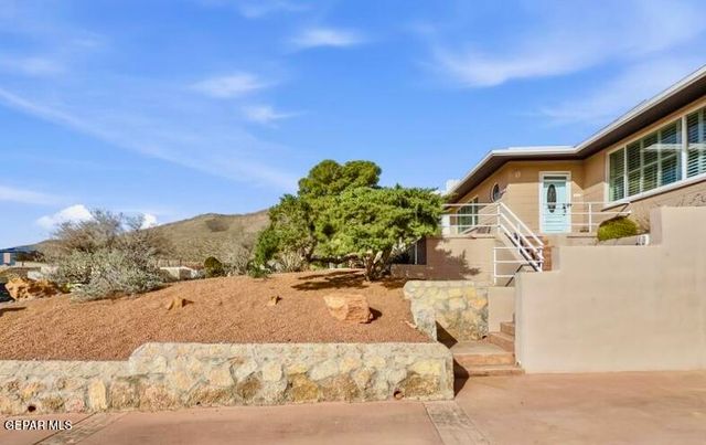 2511 SAVANNAH Avenue, El Paso, TX 79930