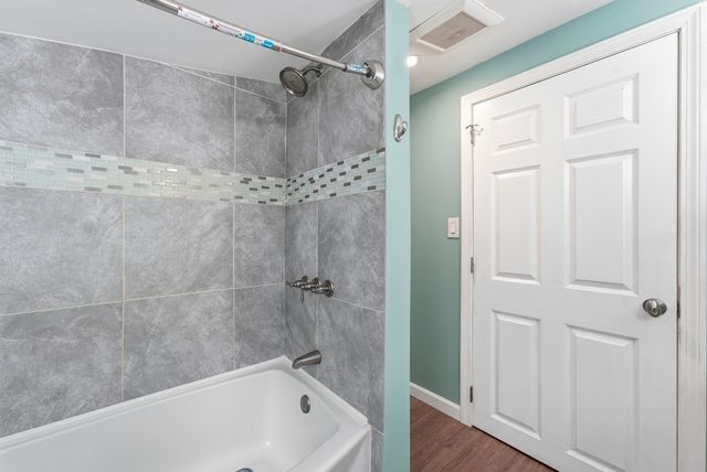 401 Kings Hwy, West Springfield, MA 01089