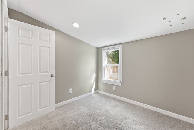 401 Kings Hwy, West Springfield, MA 01089