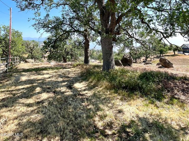 Horsethief Drive, Tehachapi, CA 93561