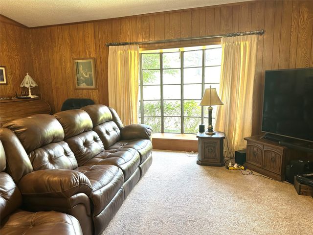 500 Apache Trail, Comanche, TX 76442