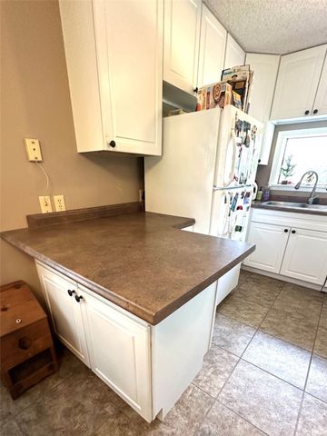 500 Apache Trail, Comanche, TX 76442