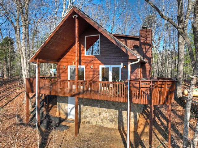 1183 Bear Paw Trail, Blue Ridge, GA 30513