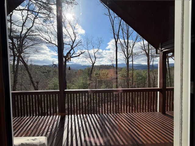 1183 Bear Paw Trail, Blue Ridge, GA 30513