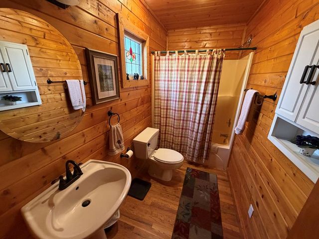 1183 Bear Paw Trail, Blue Ridge, GA 30513