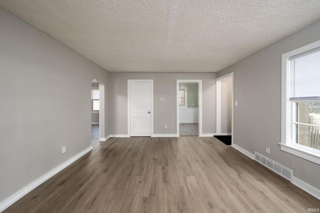 4650 Monroe Street, Fort Wayne, IN 46806