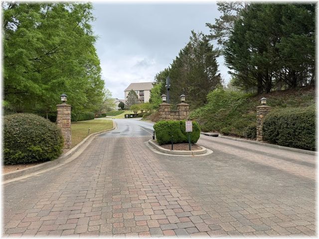 1133 Harts Ridge Drive, Seneca, SC 29678