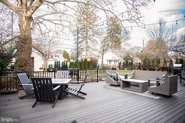 147 ELM AVE, Hershey, PA 17033