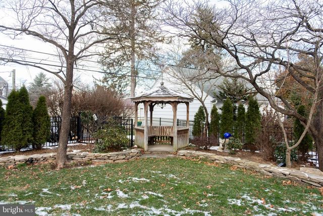 147 ELM AVE, Hershey, PA 17033