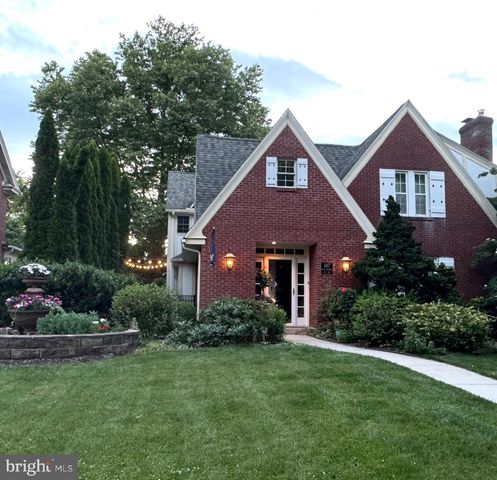 147 ELM AVE, Hershey, PA 17033