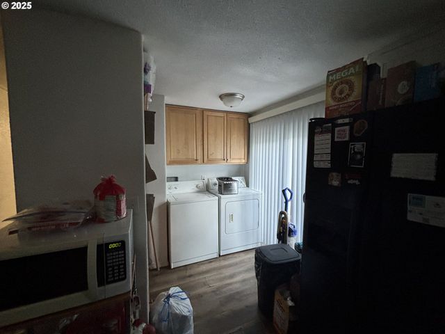 501 S 5TH St, Springfield, OR 97477