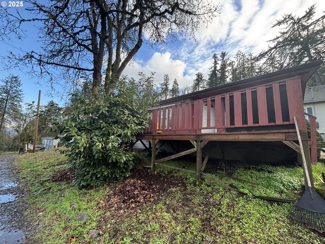 501 S 5TH St, Springfield, OR 97477