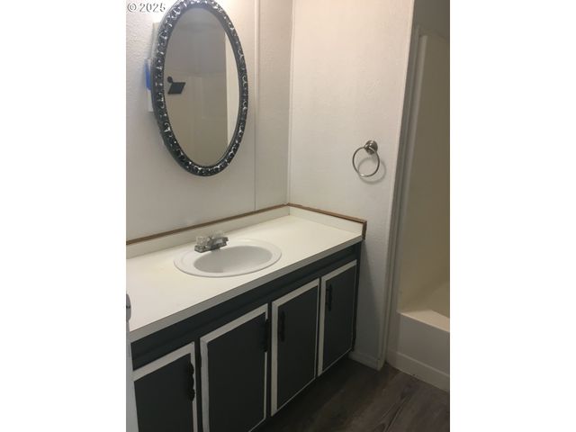 501 S 5TH St, Springfield, OR 97477