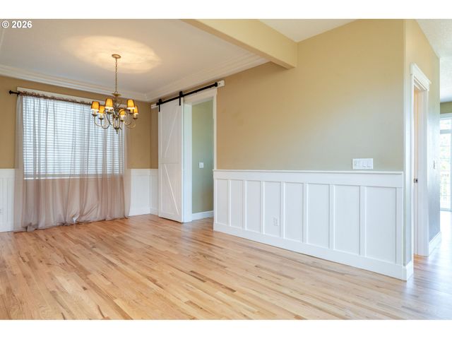 7860 Sw 135TH Ave, Beaverton, OR 97008