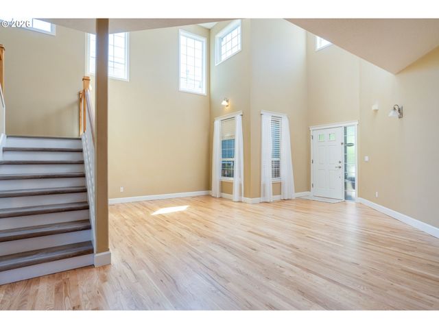 7860 Sw 135TH Ave, Beaverton, OR 97008