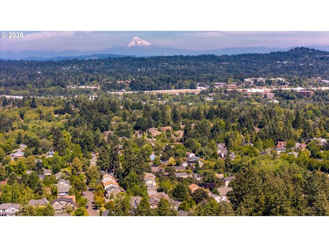 7860 Sw 135TH Ave, Beaverton, OR 97008