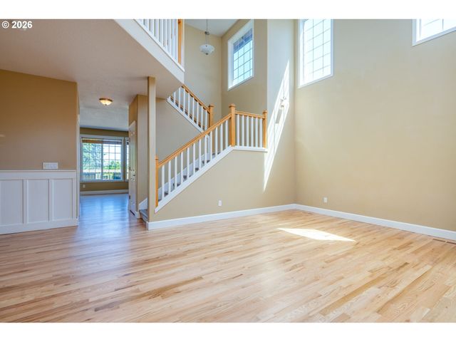 7860 Sw 135TH Ave, Beaverton, OR 97008