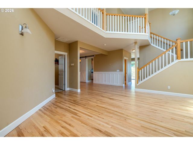 7860 Sw 135TH Ave, Beaverton, OR 97008