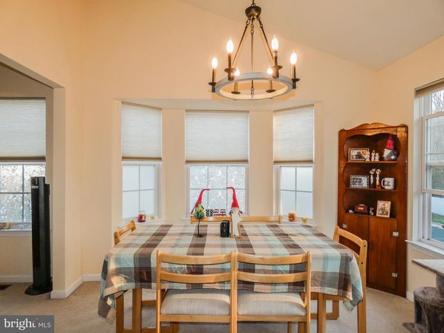 1665 CARRIAGE DR, Williamstown, NJ 08094