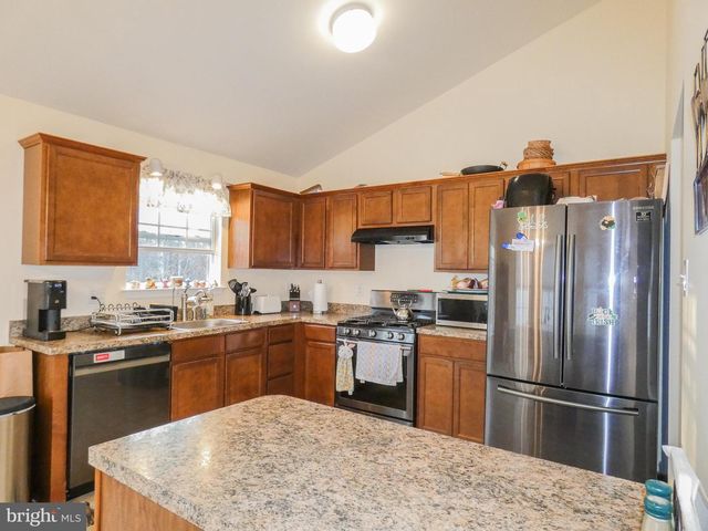 1665 CARRIAGE DR, Williamstown, NJ 08094