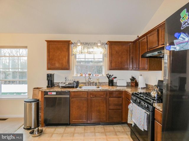 1665 CARRIAGE DR, Williamstown, NJ 08094
