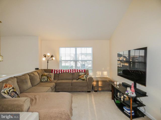 1665 CARRIAGE DR, Williamstown, NJ 08094