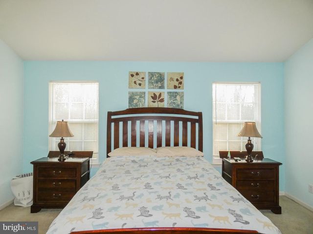 1665 CARRIAGE DR, Williamstown, NJ 08094