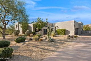 8624 E CHAMA Road, Scottsdale, AZ 85255