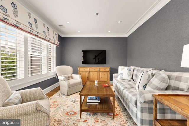 7449 ARLINGTON RD, Bethesda, MD 20814