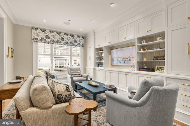 7449 ARLINGTON RD, Bethesda, MD 20814