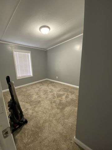 151 Hawkins Rd, Westmoreland, TN 37186